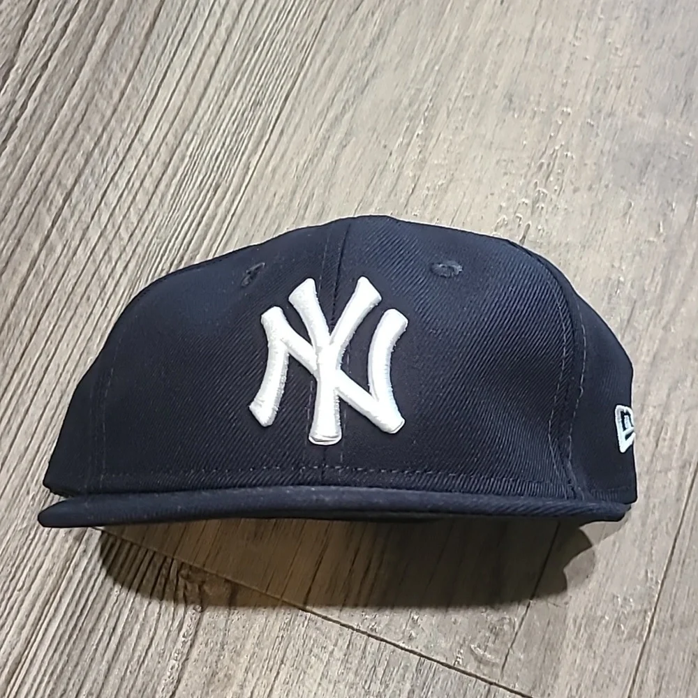 New Era New York Yankees 59FIFTY Fitted Hat Size 6
